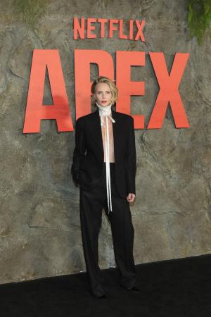 【Dior】シャーリーズ・セロンが『エイペックス・プレ