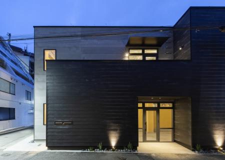 【世田谷区経堂】26年3月完成、新築商業ビル。農大通