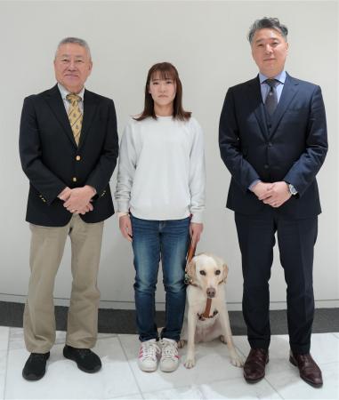 公益財団法人 アイメイト協会へ寄付金贈呈