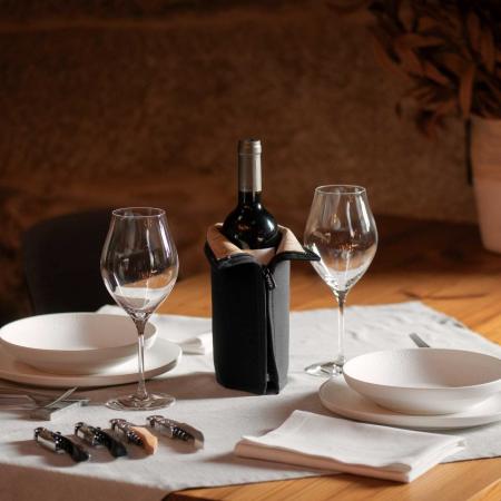 スペイン発ワインアクセサリーブランド「KOALA」、“水