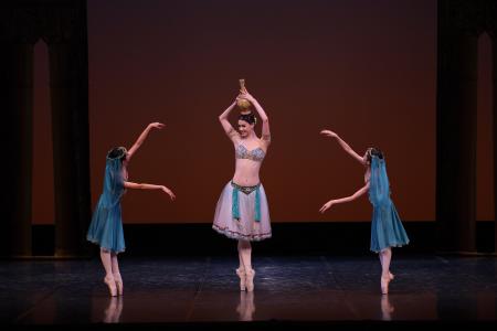 ウクライナ国立バレエが日本の子どもたちと共演！プロ