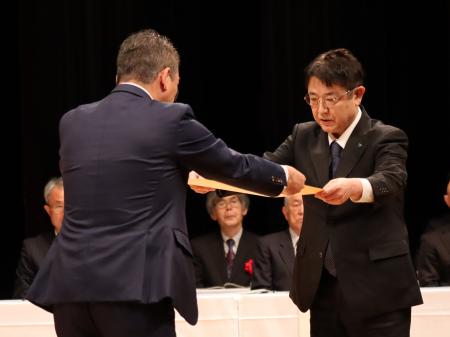 霧島酒造が熊本国税局主催の酒類鑑評会の本格焼酎部門