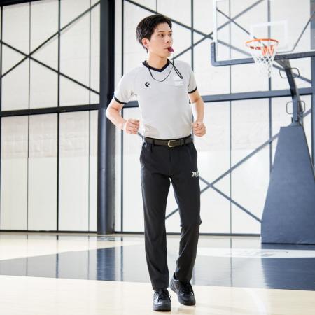 《コンバースバスケットボールウェア》機能性とフィッ