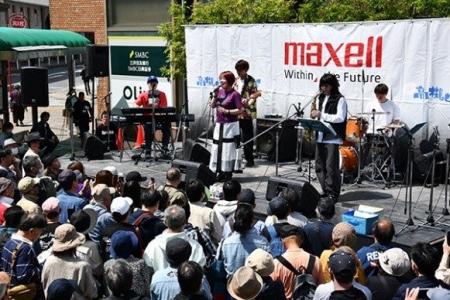高槻の街中を歩けば音楽に出会える2日間　ジャズスト
