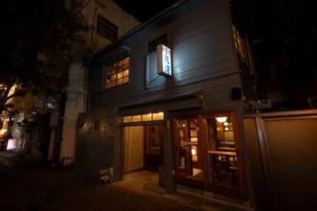 【那覇・安里】栄町市場の築50年古民家がピッツェリア