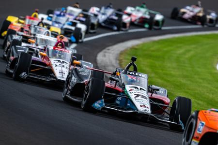 世界3大レースのひとつ「インディ500」に向けて開催　