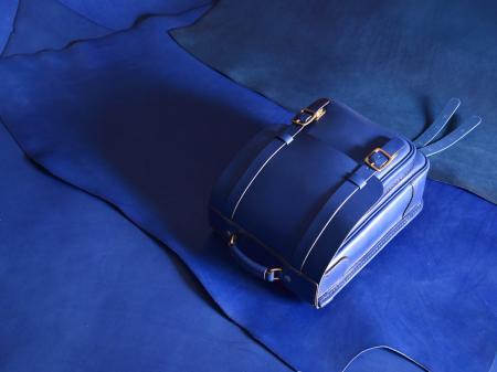 【ヘルツ】限定カラー「ロイヤルブルー」のランドセル