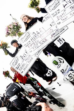 世界最高峰スノーボードウィメンズストリートコンテス