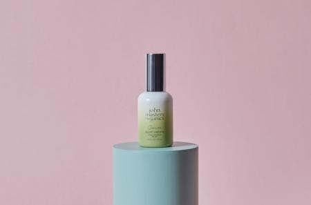 肌を包むやわらかなグリーンティ！「ジョンマスターオ