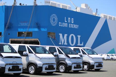 自動車輸入日本一の三河港に韓国・起亜EVバンが初上陸