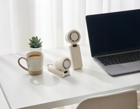 冷却プレートと大風量ファンで暑さ対策！マルチに使え