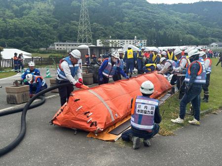 “水防月間”の取り組み　全国11地域での総合水防演習へ