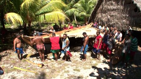 オセアニアの「生」と「血」を見つめるドキュメンタリ