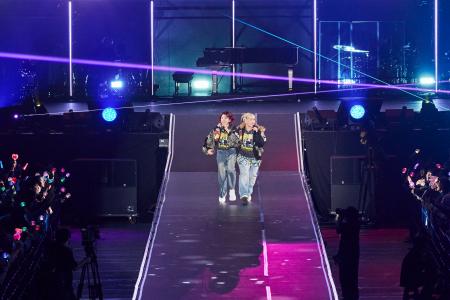 めくった先に現れる、select rainの特別な一瞬・・・