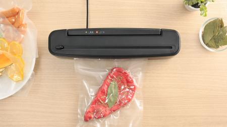 鮮度を保つ真空パックを、もっと手軽にスマートに。ス