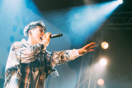 RYOKI MIYAMA、27歳誕生日ライブで“ゼロからの再出発”