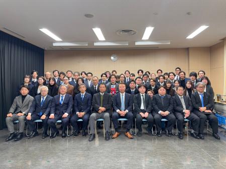 イベント業界の中小企業が全社員一律2.5万円を賃上げ
