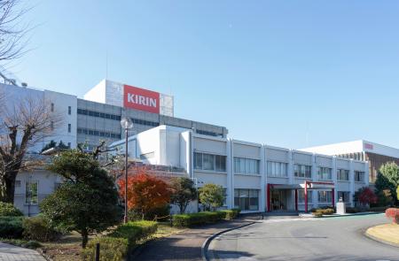 キリンビバレッジ滋賀工場の小型ペットボトル製造設備