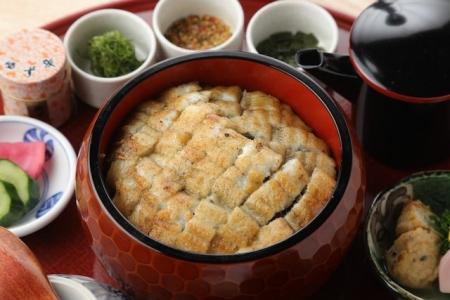 【京都初出店】老舗鰻卸問屋直営「うなぎの中庄」河原