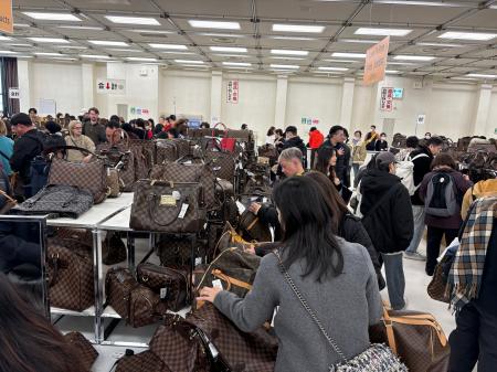来場者の7割が外国人！『シッチーのチャリティフェア