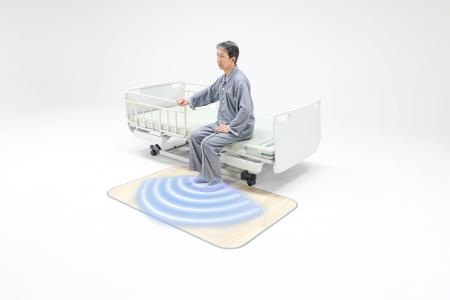 転倒時の骨折リスクを低減する衝撃吸収フロア＆マット