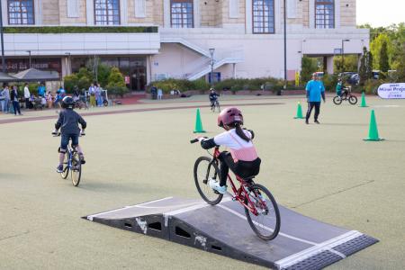 BMXレーシング体験会を国営ひたち海浜公園で5月10日（