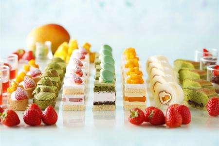 4種ショートケーキの食べ比べが叶う！いちご・抹茶・