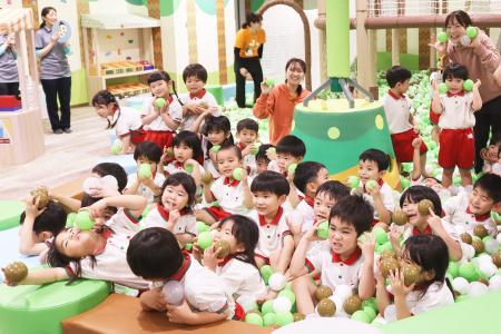 「こどもたちの“えがお”のために」　イオンファンタジ