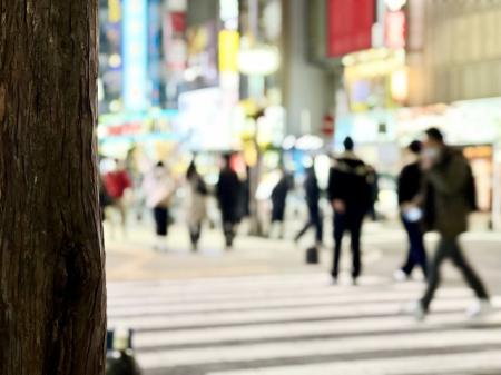 黒字なのにリストラなぜ　早期退職2万人の背景とデ...