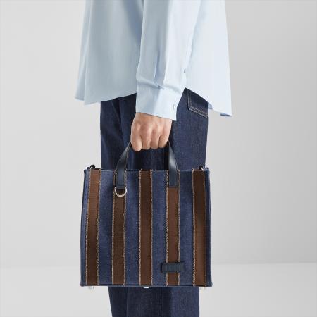 フェンディ、日本限定のトートバッグ「ペカン ショッ
