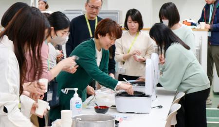 食べてにっこり にぎってほっこり　産直米1トン寄付ア