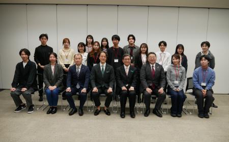 学生が地域課題に挑む実践型プロジェクト 「学生とつ