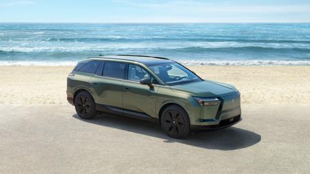 レクサスが世界初公開した新型BEV「TZ」は、これま...