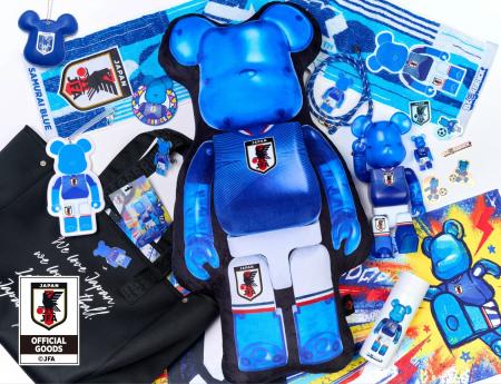 BE@RBRICK「サッカー日本代表Ver.」100％ ＆ 400％発