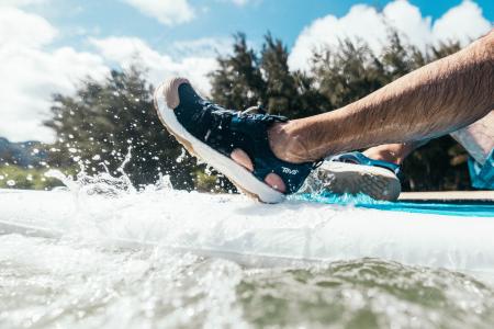 Tevaより、アマガエルに着想を得たバイオミミクリーデ