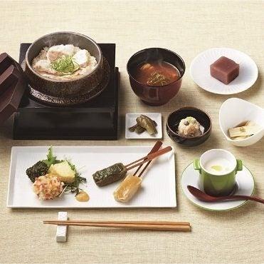 【食のつむぎ 枚方T-SITE店】梅の花グループ50周年を 【食のつむぎ 枚方T-SITE店】梅の花グループ50周年を