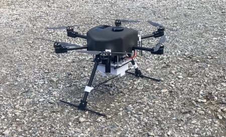 新技術：飛行中ドローンからAIで人や車を自動探知・自