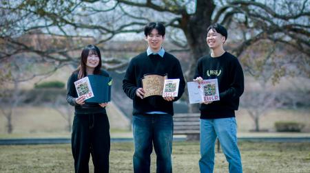 神戸の伝統銘菓を次世代へ！学生視点の「瓦煎餅パンフ