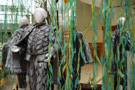 【新国立劇場】〈初台アート・ロフト〉舞台衣裳展「ゆ