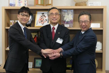 鳥取市佐治町(脱炭素先行地域)における佐治川小水力 鳥取市佐治町(脱炭素先行地域)における佐治川小水力