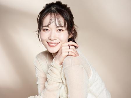 新作ファンデーションが大反響。5月1日の発売から5日*