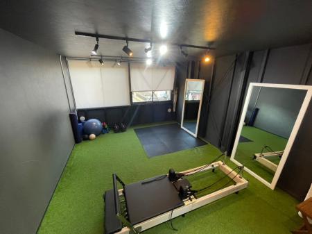 【福岡市早良区】本格ピラティスマシン完備の完全個室