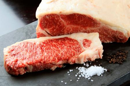 箱根の大人の隠れ宿が【箱根西麓牛×伊勢海老】付グル