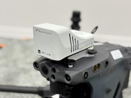 ブルーイノベーション、送電線ドローン点検ソリューシ
