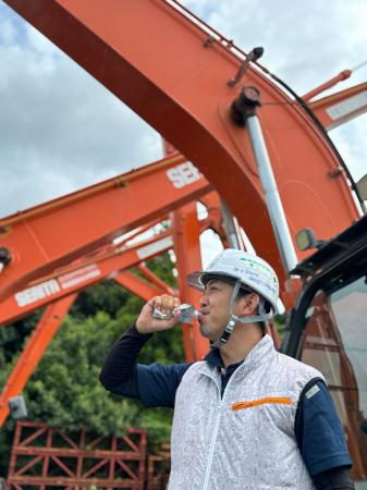 佐賀のセリタ建設と菓心まるいち、現場で働く職人たち