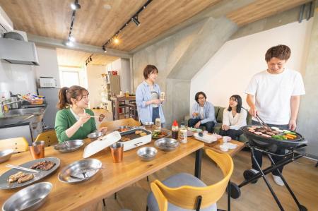 【熱中症対策】真夏のBBQ利用は最少月比約12倍、室内