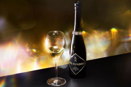 16年の歳月が育てた日本酒の新たな価値。 SAKE HUNDRE