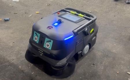 AI搭載自律走行清掃ロボット「PUDU MT1」導入のお知ら