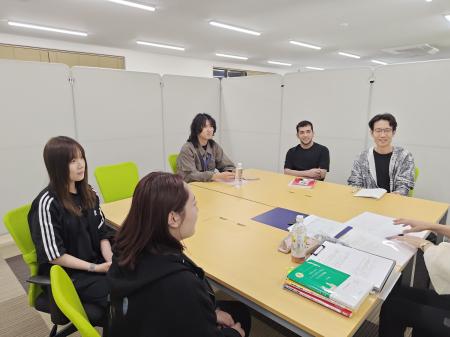 新卒の5割超が外国籍──N1取得者でも難しい「日本企業