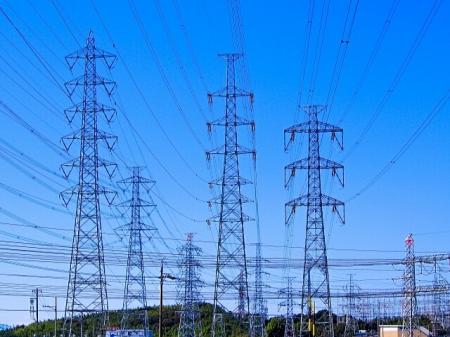 生成AIの普及で、データセンターやGPU向けの電力需...